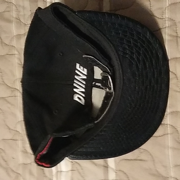 Black Hat - Picture 2 of 4